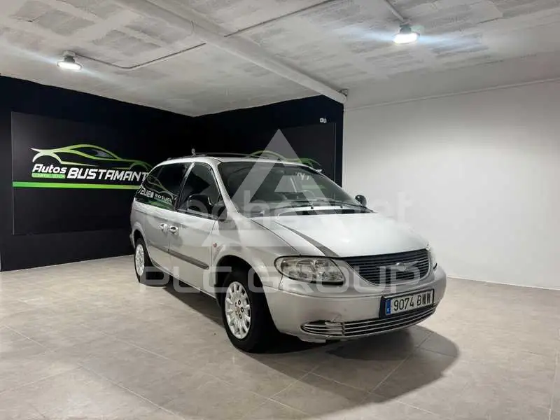 2002 Chrysler Grand Voyager