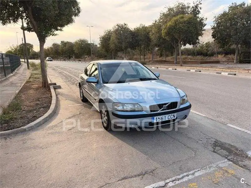 2002 Volvo S60