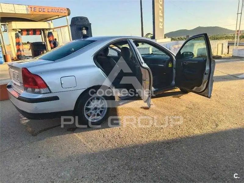 2002 Volvo S60