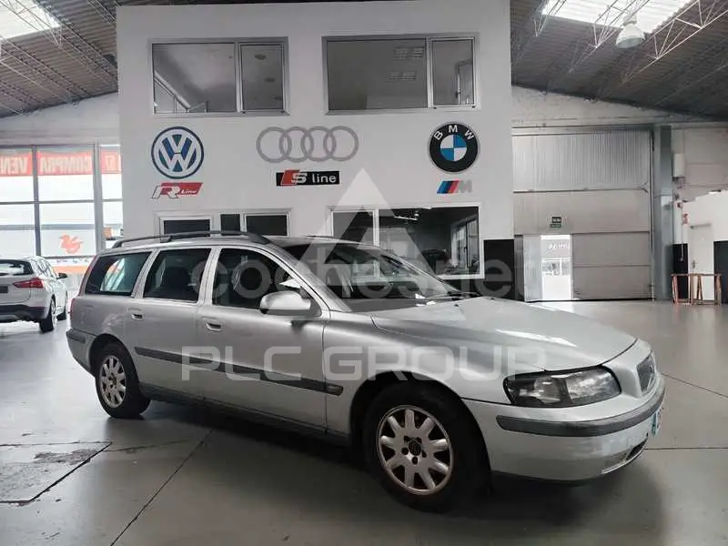 2002 Volvo V70