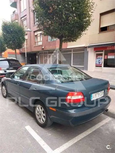 2002 Volvo S40
