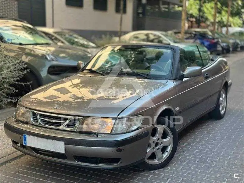 2002 SAAB 9-3