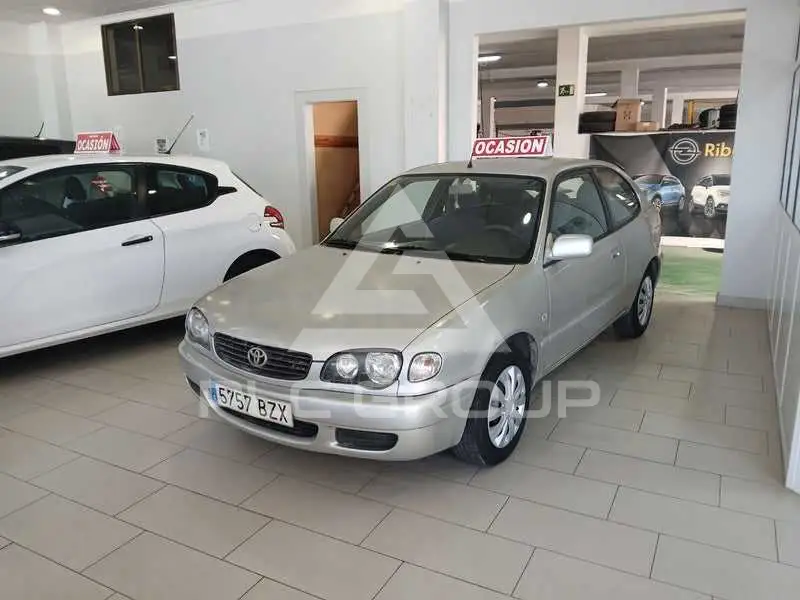 2002 Toyota COROLLA