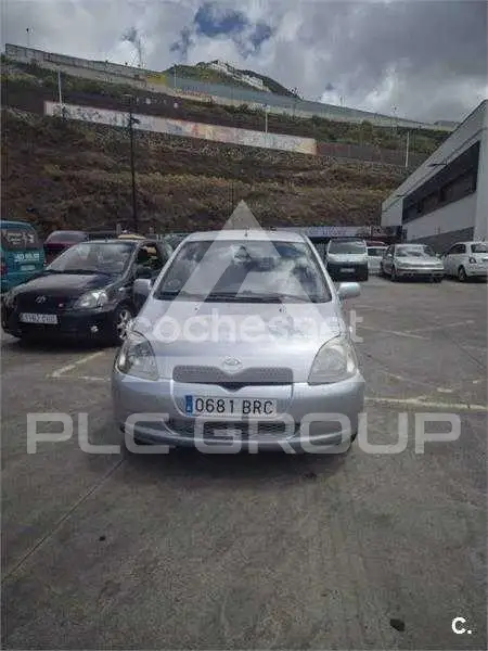 2002 Toyota YARIS