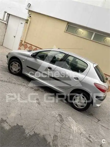 2002 Peugeot 206