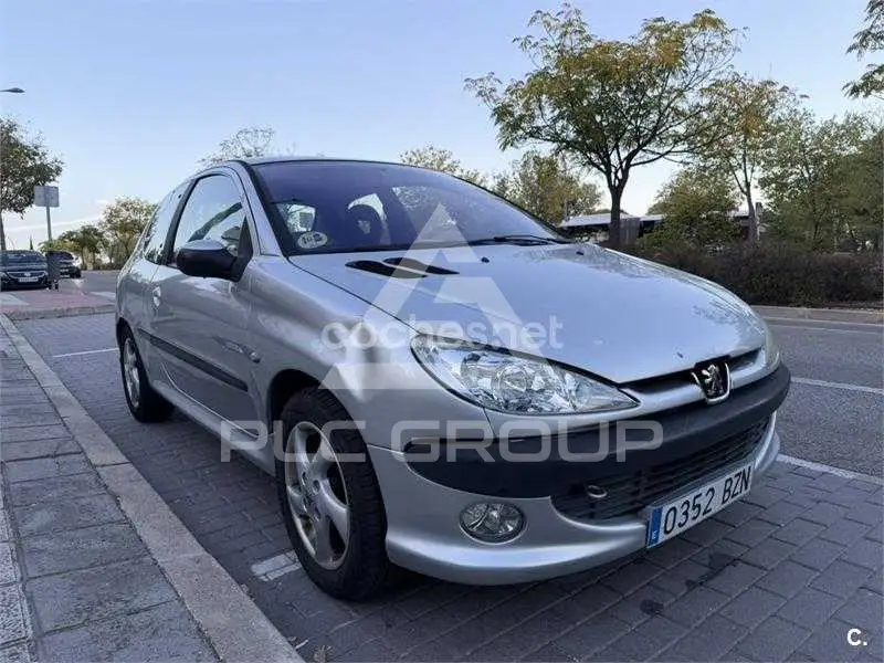 2002 Peugeot 206
