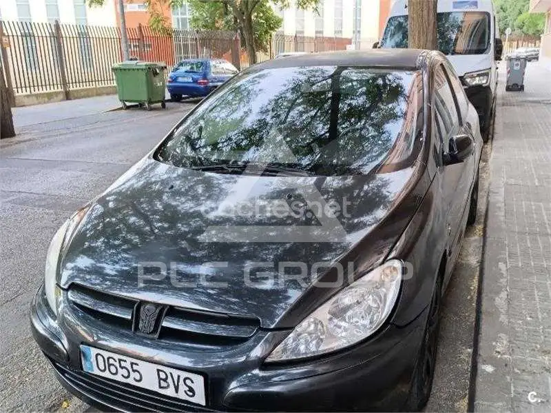 2002 Peugeot 307