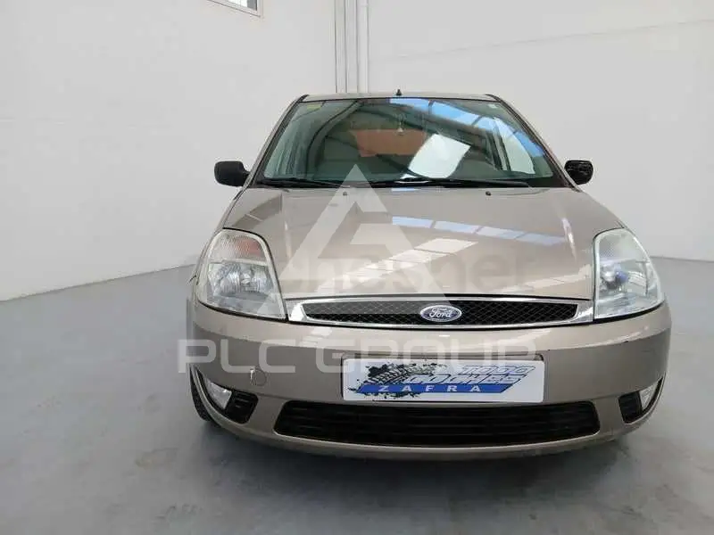 2002 Ford FIESTA