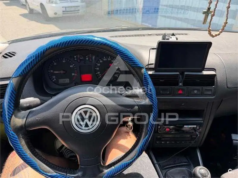 2002 Volkswagen GOLF