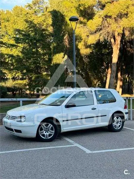 2002 Volkswagen GOLF