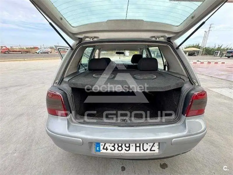 2002 Volkswagen GOLF