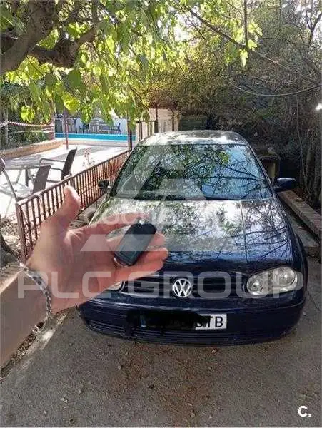 2002 Volkswagen GOLF