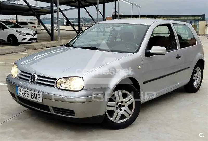 2002 Volkswagen GOLF