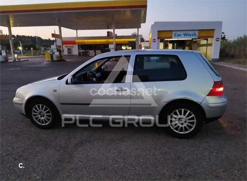 2002 Volkswagen GOLF
