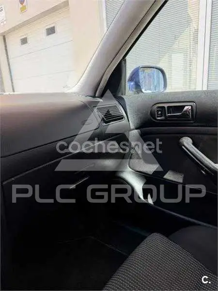 2002 Volkswagen GOLF
