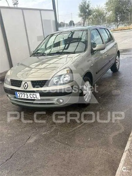 2002 Renault Clio