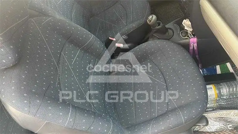 2002 Renault Clio