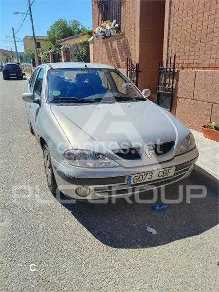 2002 Renault Megane