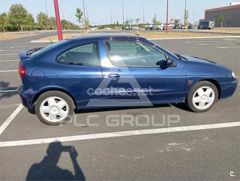 2002 Renault Megane