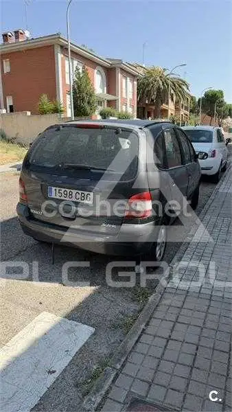 2002 Renault Megane