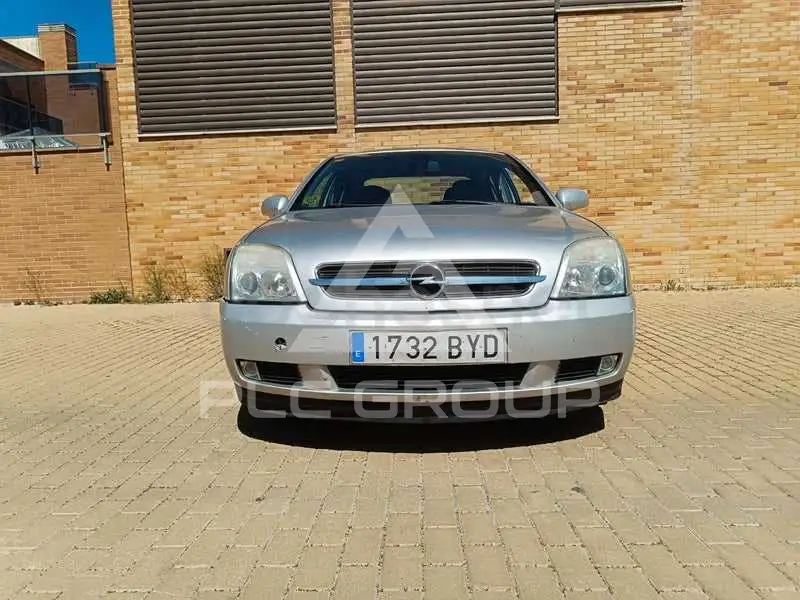 2002 Opel Vectra