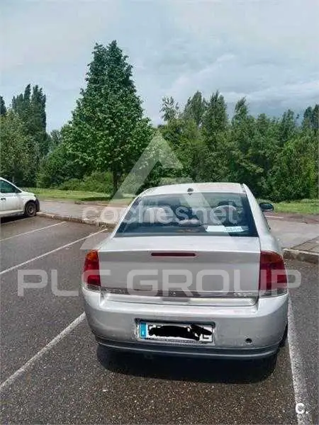 2002 Opel Vectra
