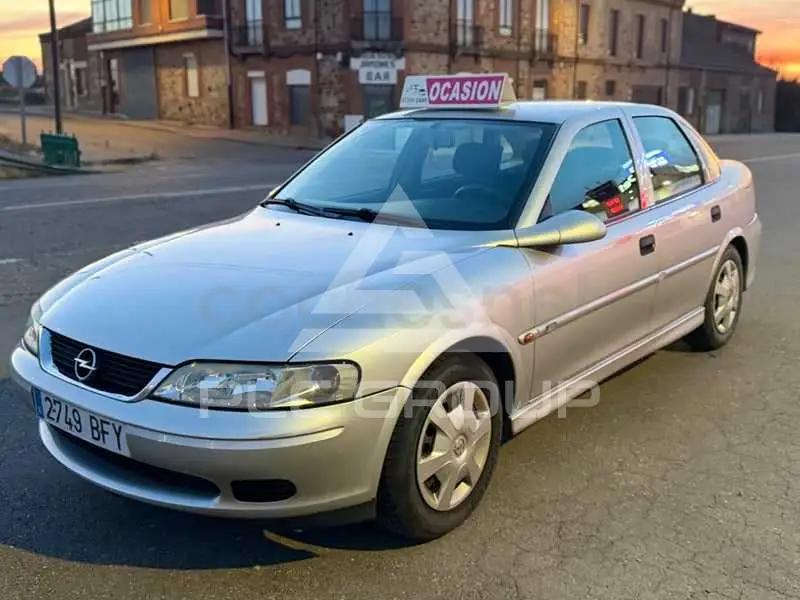 2002 Opel Vectra