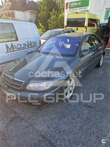 2002 Opel Omega