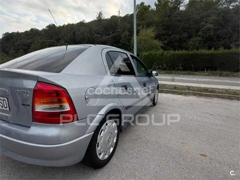 2002 Opel Astra