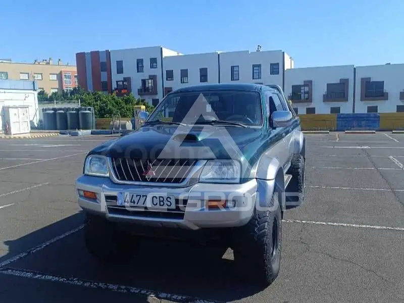 2003 Mitsubishi L200