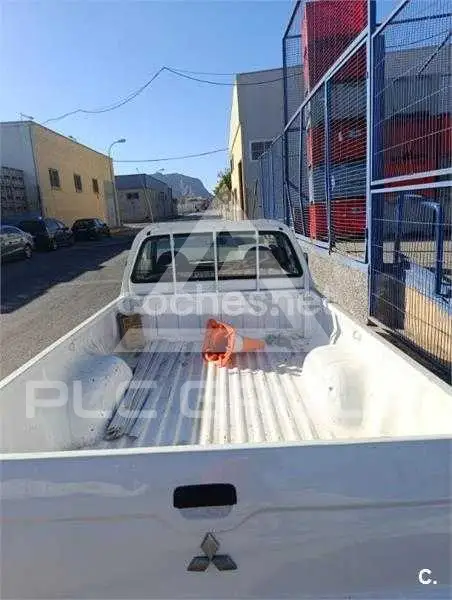 2003 Mitsubishi L200