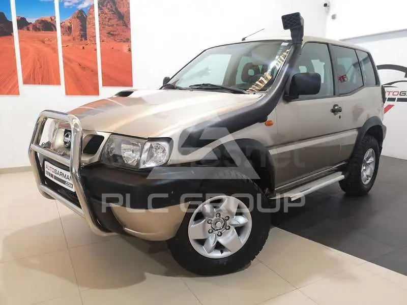 2003 Nissan Terrano