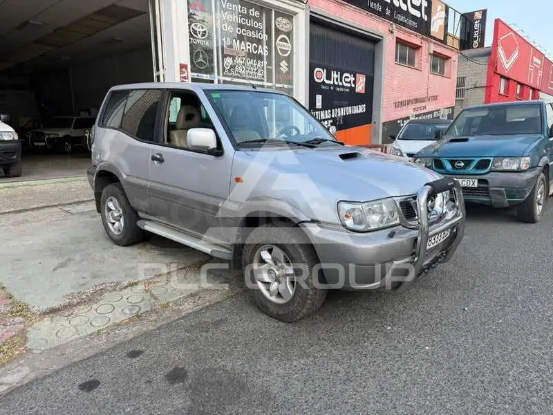 2003 Nissan Terrano