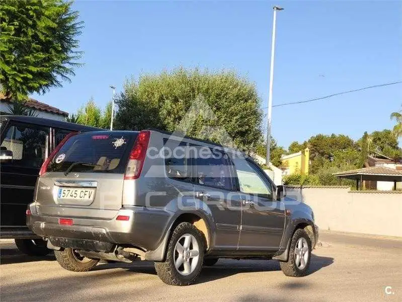 2003 Nissan X-TRAIL