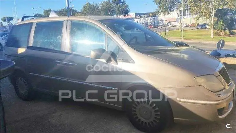 2003 Lancia Phedra