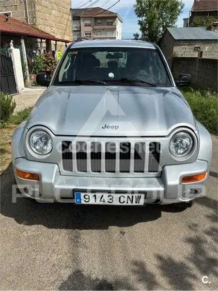 2003 Jeep CHEROKEE