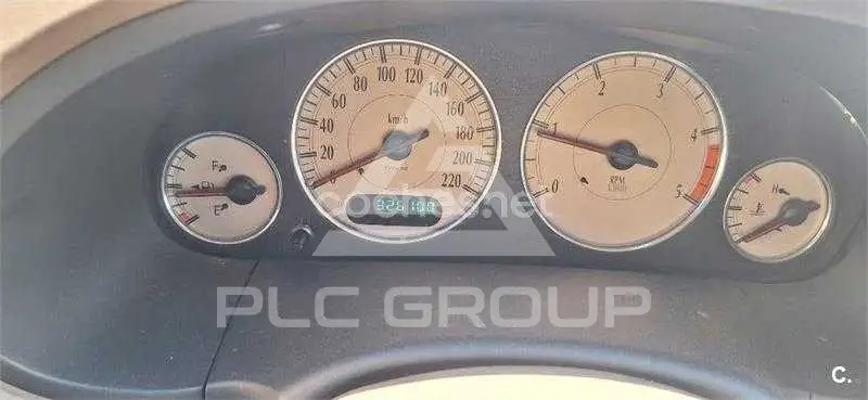2003 Chrysler Grand Voyager