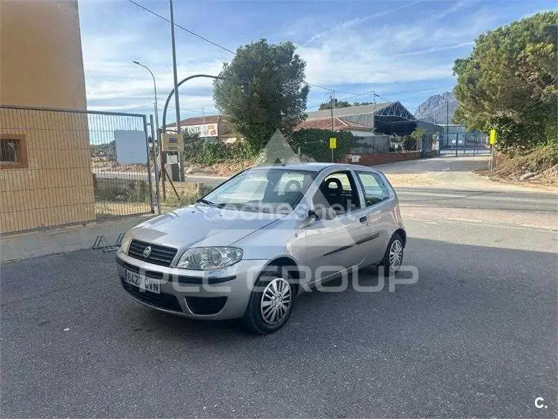 2003 Fiat Punto
