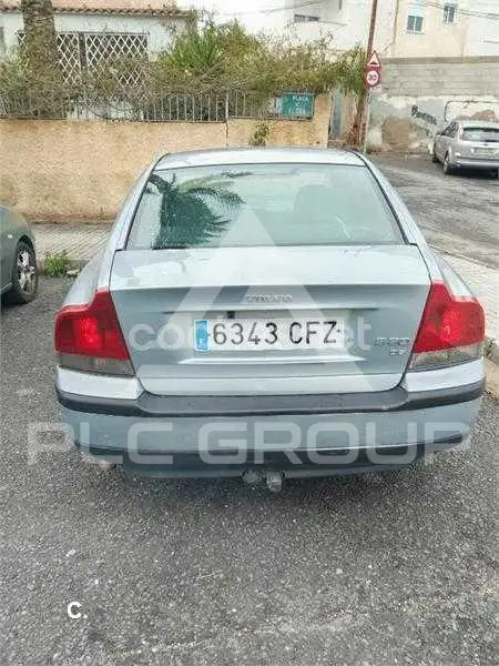 2003 Volvo S60