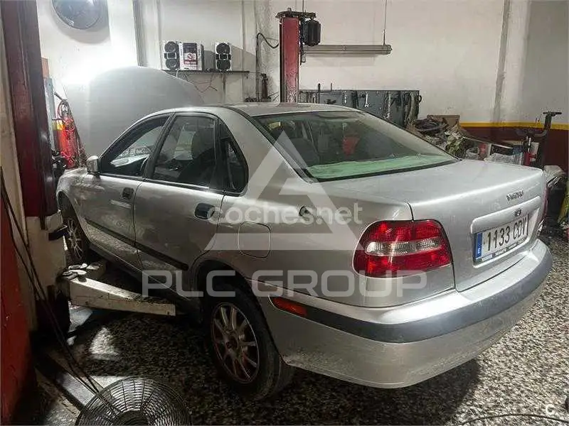 2003 Volvo S40