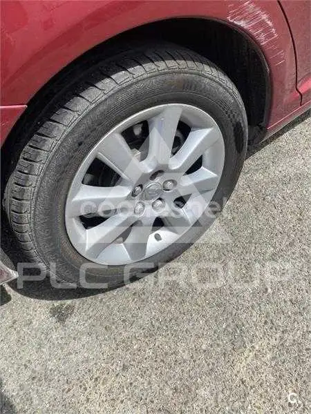 2003 Toyota Avensis