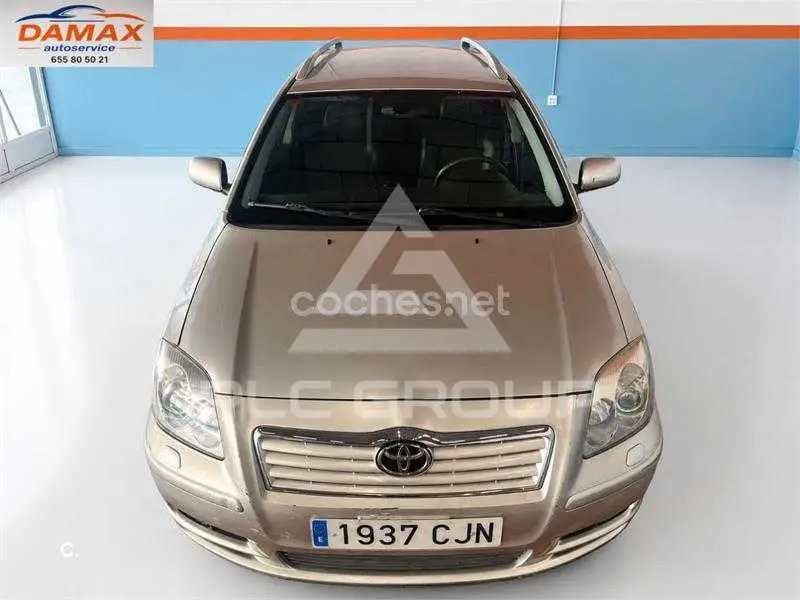 2003 Toyota Avensis