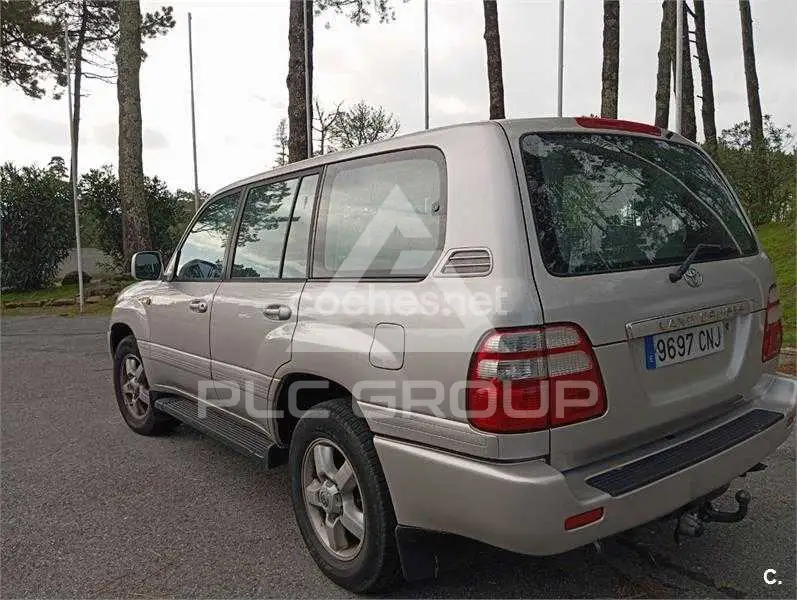 2003 Toyota LAND CRUISER