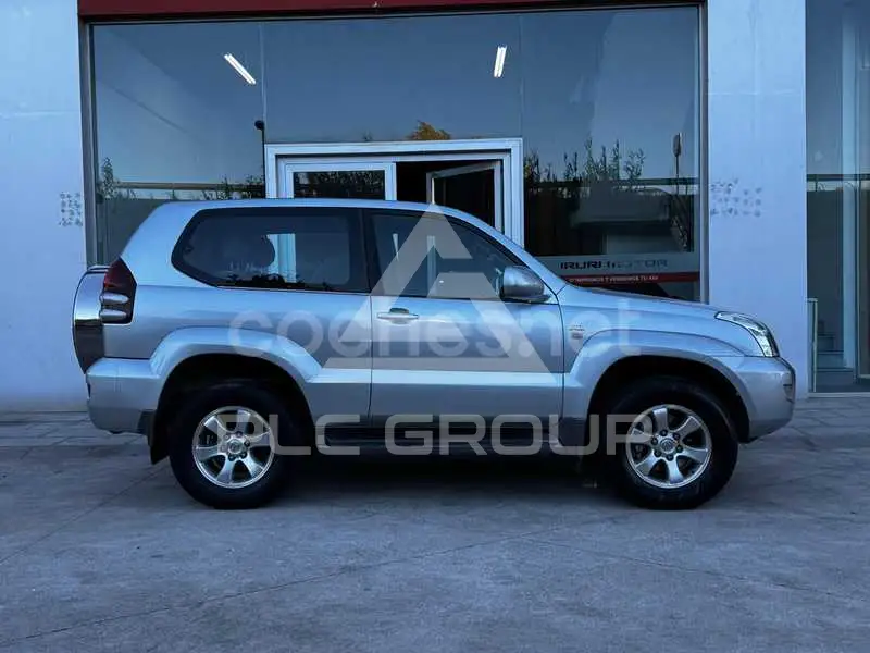 2003 Toyota LAND CRUISER