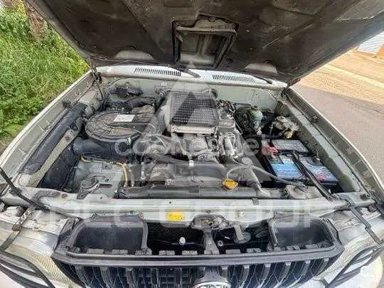 2003 Toyota LAND CRUISER