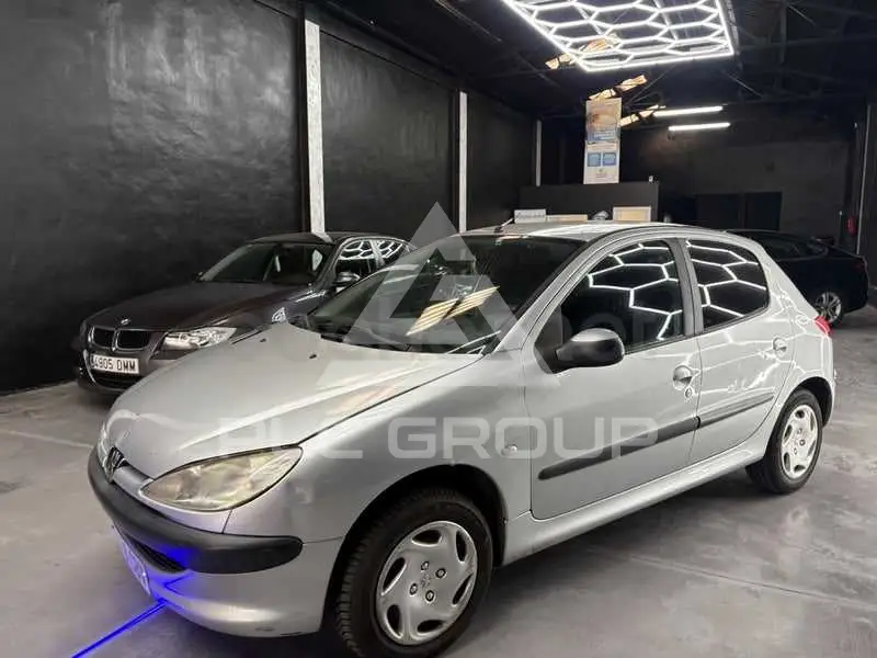 2003 Peugeot 206