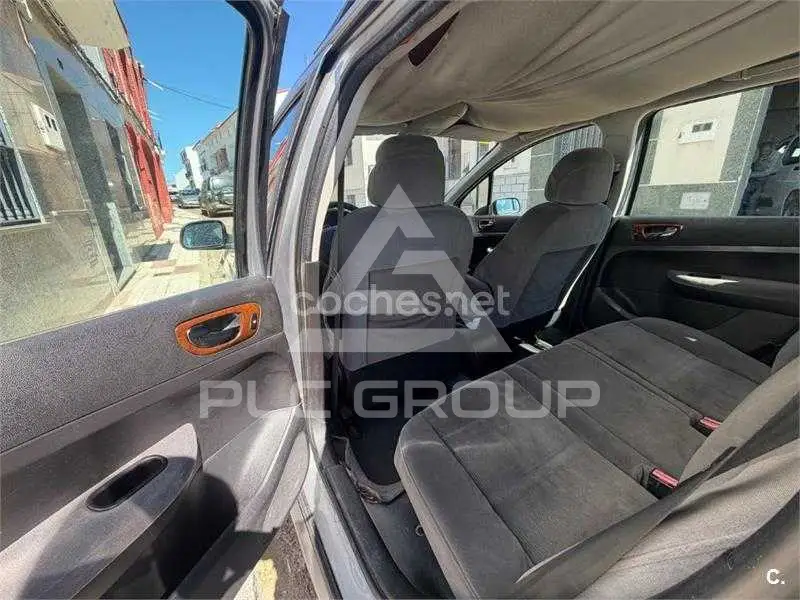 2003 Peugeot 307