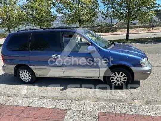 2003 KIA Carnival