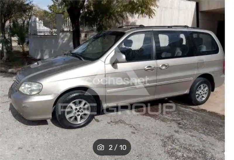 2003 KIA Carnival