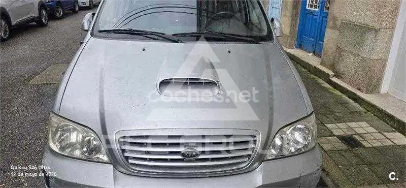 2003 KIA Carnival